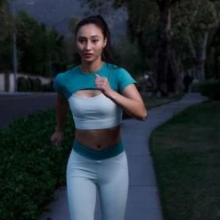 Arlo - Safe Family Bundle – 1-Year Safe Family Plan And 2 Safe Button Accessories - White 11 Arlo - Safe Family Bundle – 1-Year Safe Family Plan And 2 Safe Button Accessories - White -Comprehension Store 0029185a 0d98 5ca4 99a4 321db310480d