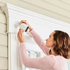 Arlo - Essential Spotlight Camera – Indoor/Outdoor Wire-Free 1080p Security Camera - White -Comprehension Store 127e0d21 1dc1 53dc 8932 1e5b982184f9