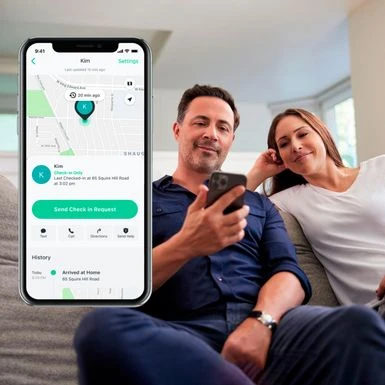 Arlo - Safe Family Bundle – 1-Year Safe Family Plan And 2 Safe Button Accessories - White 2 Arlo - Safe Family Bundle – 1-Year Safe Family Plan And 2 Safe Button Accessories - White - Image 2