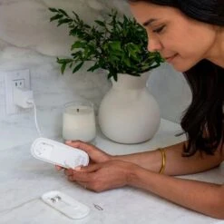 Arlo - Smart Wi-Fi Video Doorbell (2nd Generation) - Wired/Battery Operated With 1080p Resolution - White -Comprehension Store d56776e1 5577 5f7e a208 b6ddfe635a10